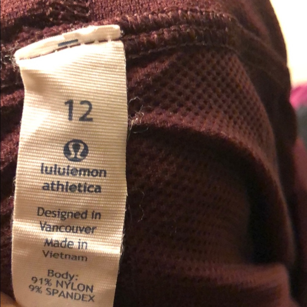 Lululemon Tank Burgundy Wrap 12 - Picture 5 of 6